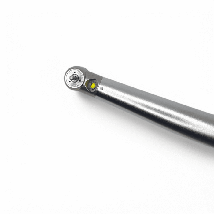 Turbina dentară autoclavabilă cu 3 jeturi de apă - detaliu tehnic
